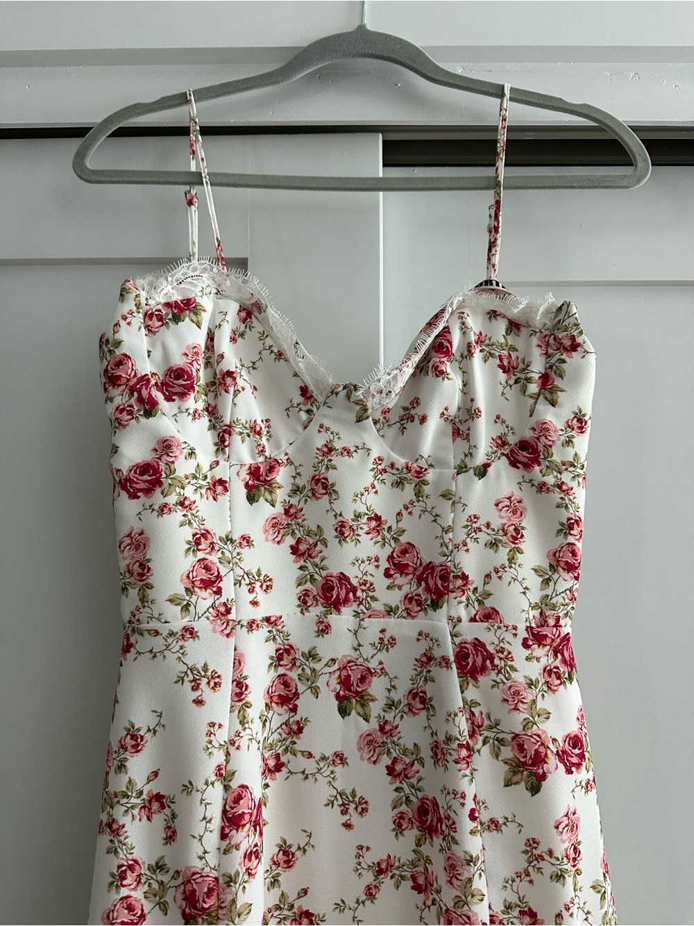 House of CB White Floral Midi Dress with Pink Roses - Picture 4 of 11